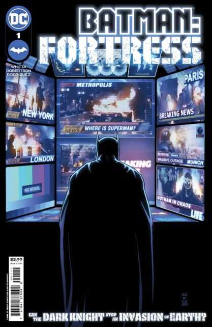 DC Comics - BATMAN FORTRESS # 1 (OF 8) CVR A ROBERTSON