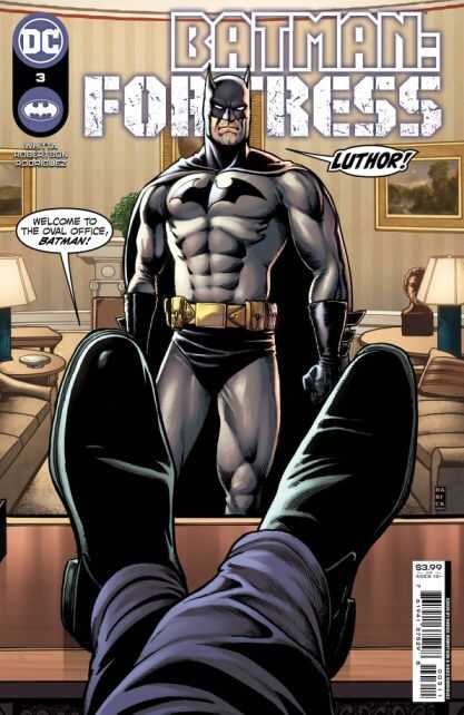 DC Comics - BATMAN FORTRESS # 3 (OF 8) CVR A ROBERTSON