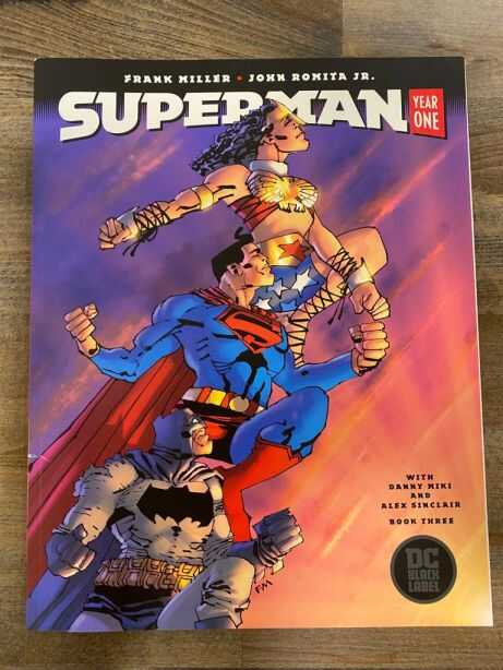 DC Comics - Superman Year One # 3 Miller Cover (Kapakta Yırtık Var)